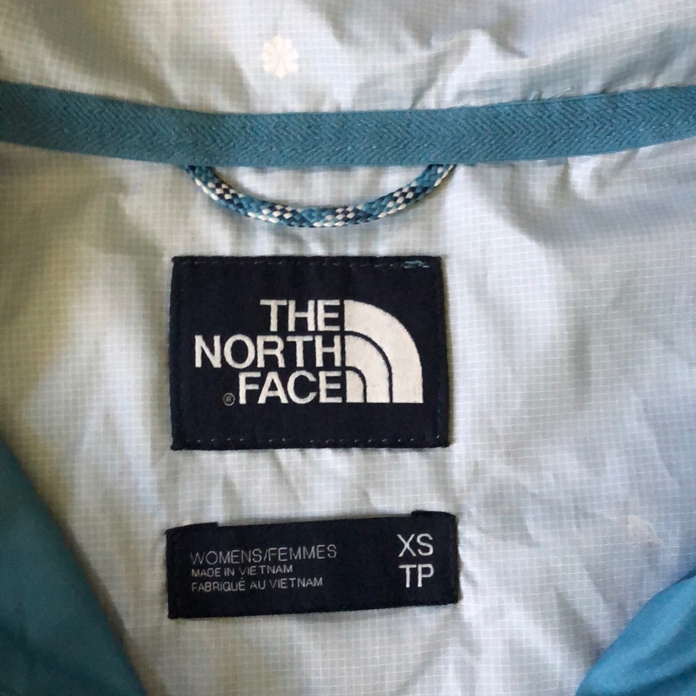 The North Face NWT Fanorak printed jacket🍂🔥🧗‍♀️ - Picture 15 of 16